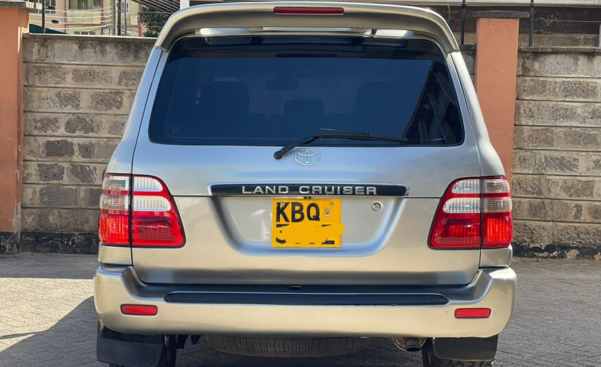 2006 Toyota Land-Cruiser 100 Series
