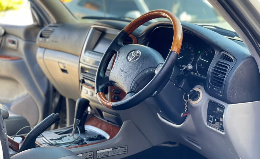 2006 Toyota Land-Cruiser 100 Series