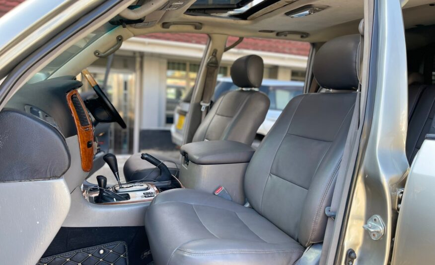 2006 Toyota Land-Cruiser 100 Series