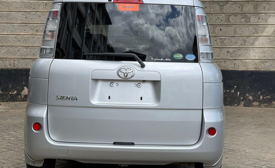 2015 Toyota Sienta