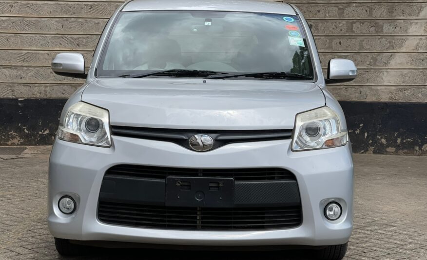 2015 Toyota Sienta