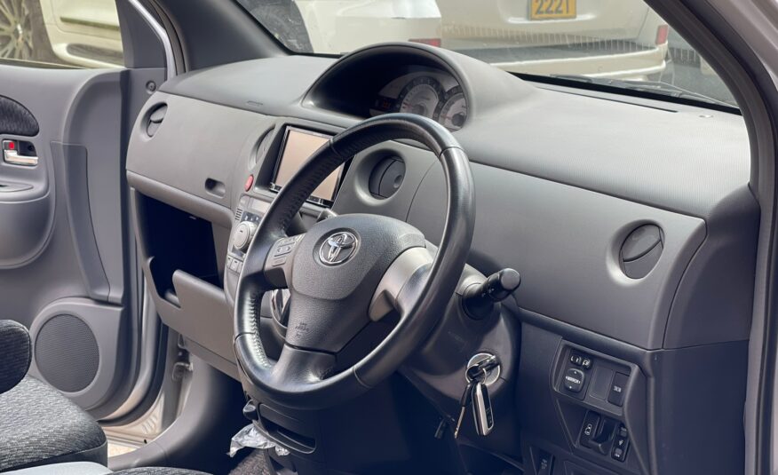 2015 Toyota Sienta
