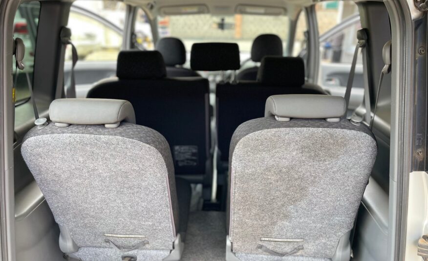 2015 Toyota Sienta