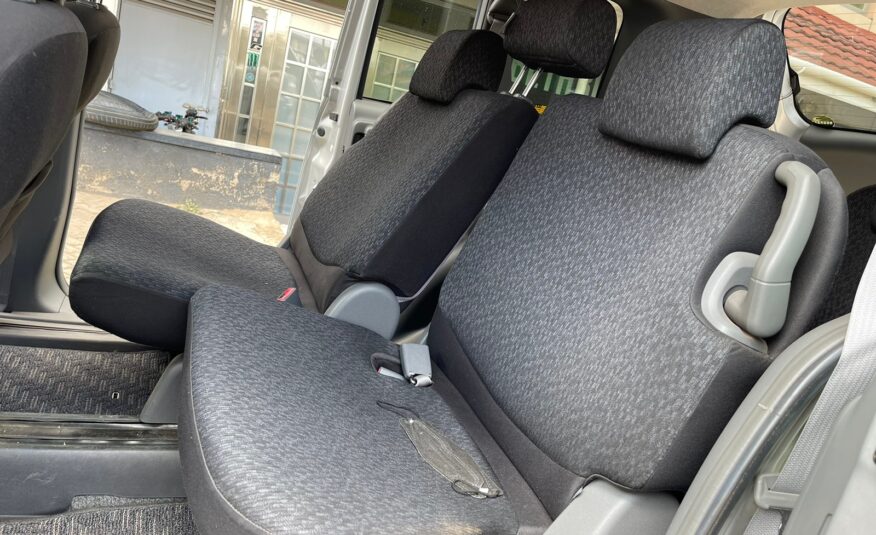 2015 Toyota Sienta