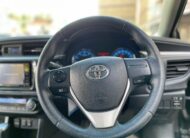 2015 Toyota Corolla Altis
