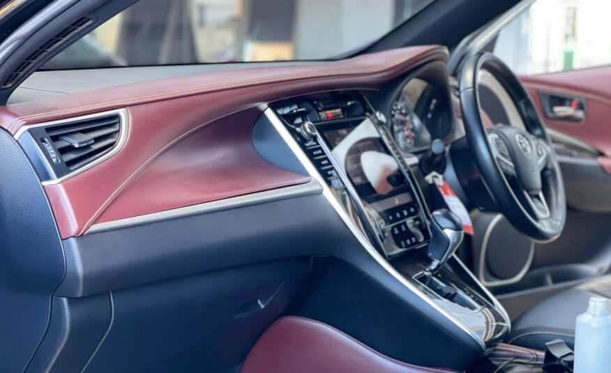 2014 Toyota Harrier Black