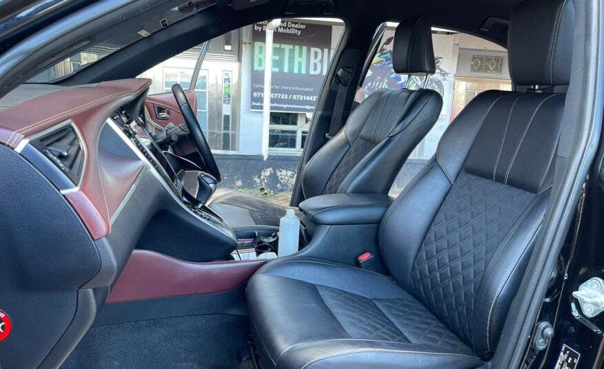 2014 Toyota Harrier Black