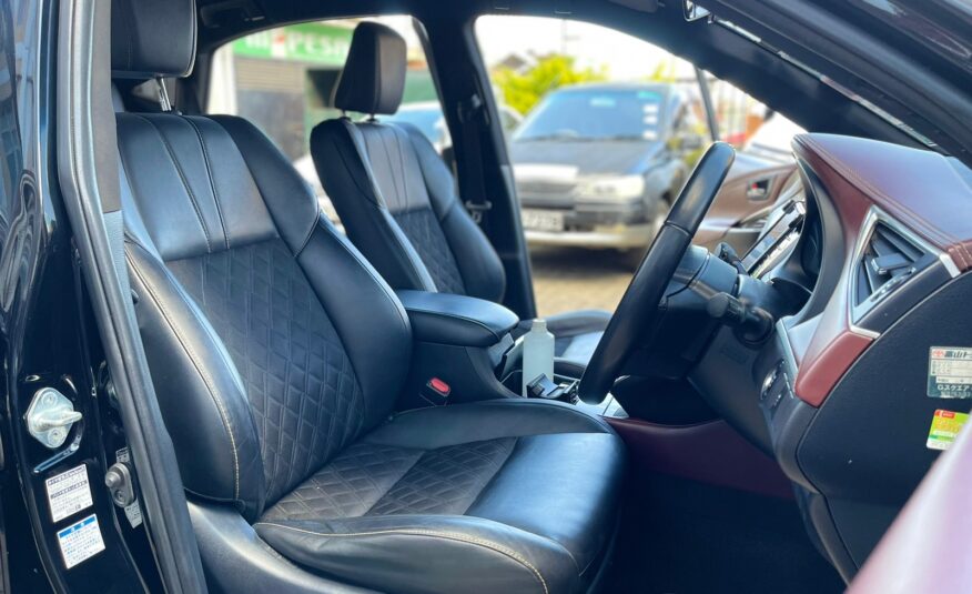2014 Toyota Harrier Black