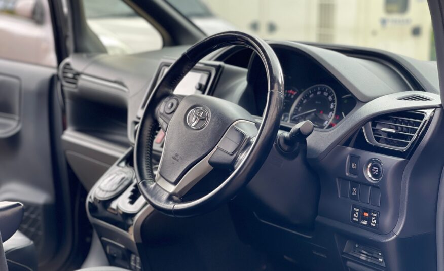2015 Toyota Esquire