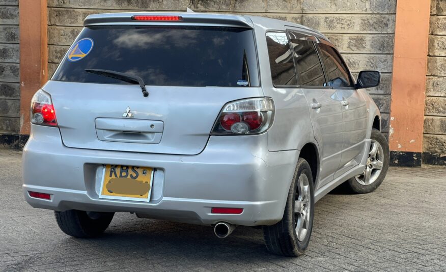 2005 Mitsubishi Airtreck