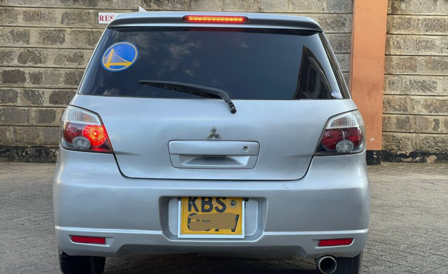2005 Mitsubishi Airtreck