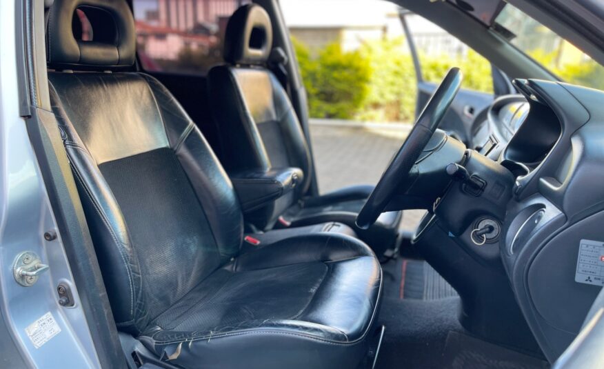 2005 Mitsubishi Airtreck