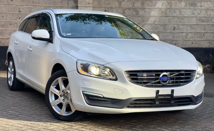 2015 Volvo V60 T4