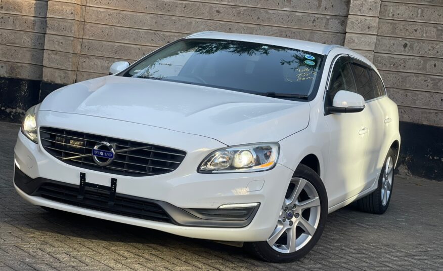 2015 Volvo V60 T4