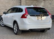 2015 Volvo V60 T4