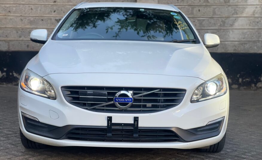 2015 Volvo V60 T4