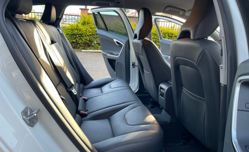 2015 Volvo V60 T4
