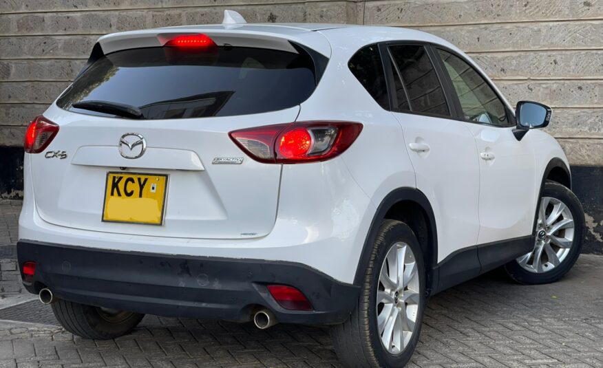 2013 Mazda CX-5 White