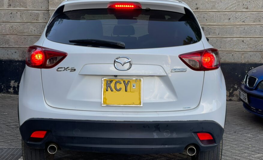 2013 Mazda CX-5 White