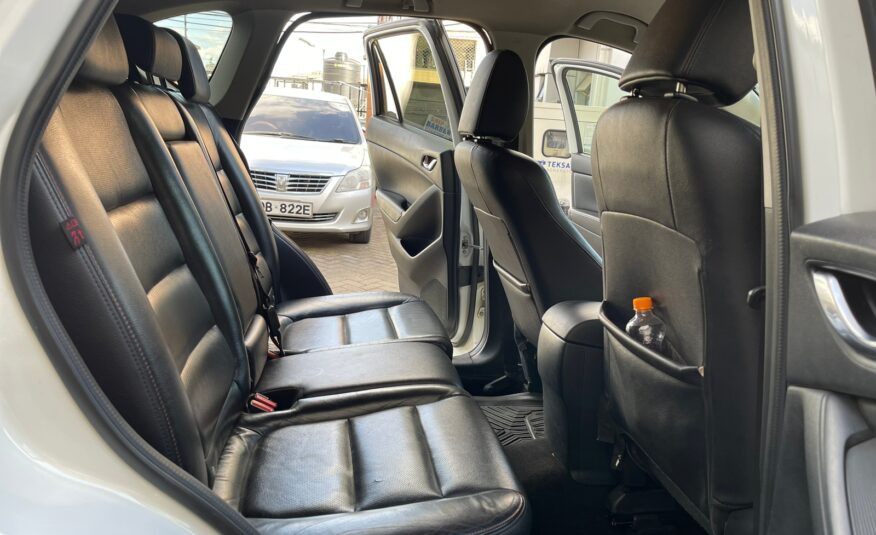 2013 Mazda CX-5 White