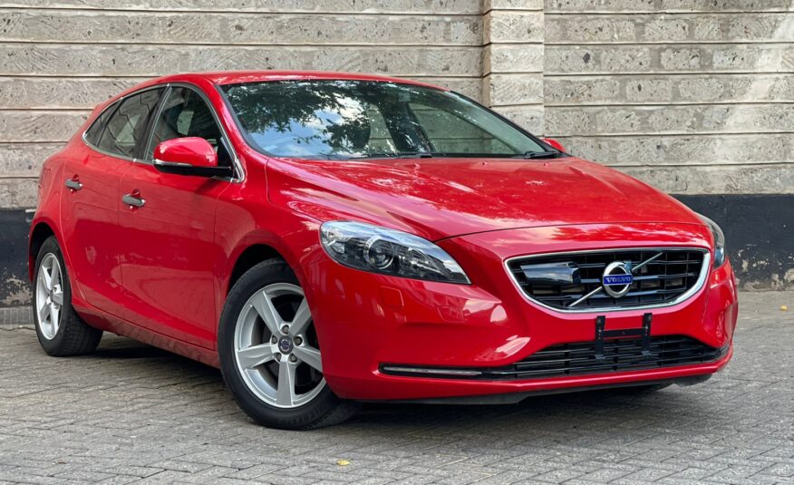 2015 Volvo V40 T4 Red