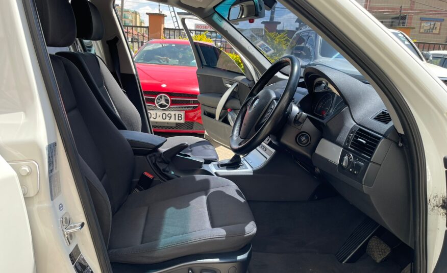2010 BMW X3 White