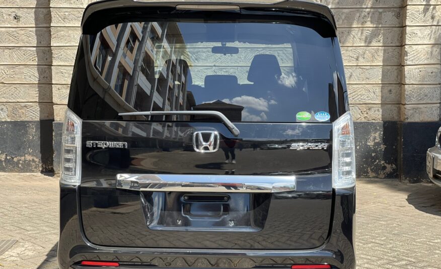 2015 Honda Stepwagon Spada