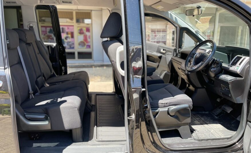 2015 Honda Stepwagon Spada
