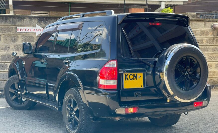 2010 Mitsubishi Pajero Shogun