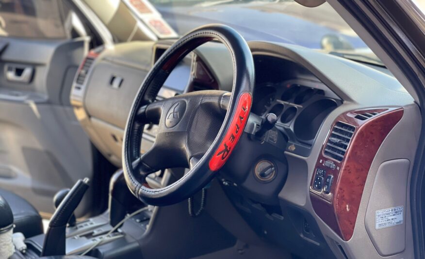 2010 Mitsubishi Pajero Shogun