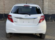 2015 Toyota Vitz White