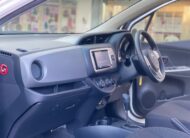 2015 Toyota Vitz White