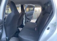 2015 Toyota Vitz White