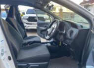 2015 Toyota Vitz White