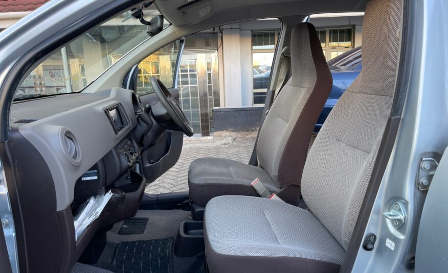2015 Toyota Passo Silver