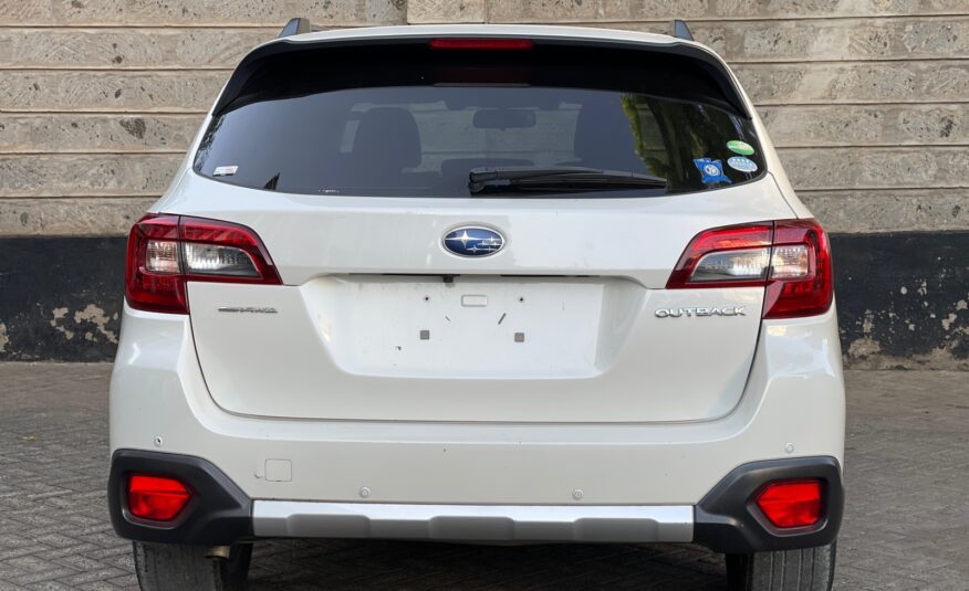 2015 Subaru Outback BS9 White