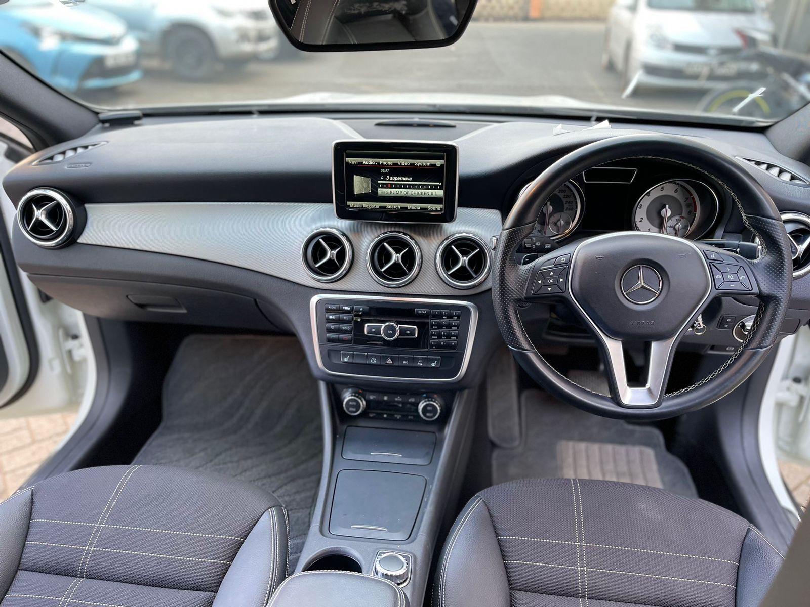 2015 Mercedes Benz GLA 250