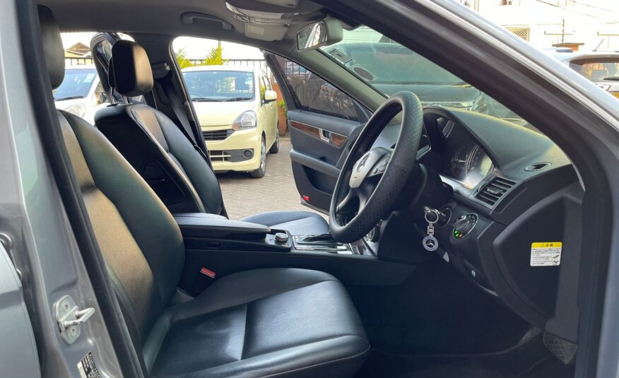 2008 Mercedes Benz C200