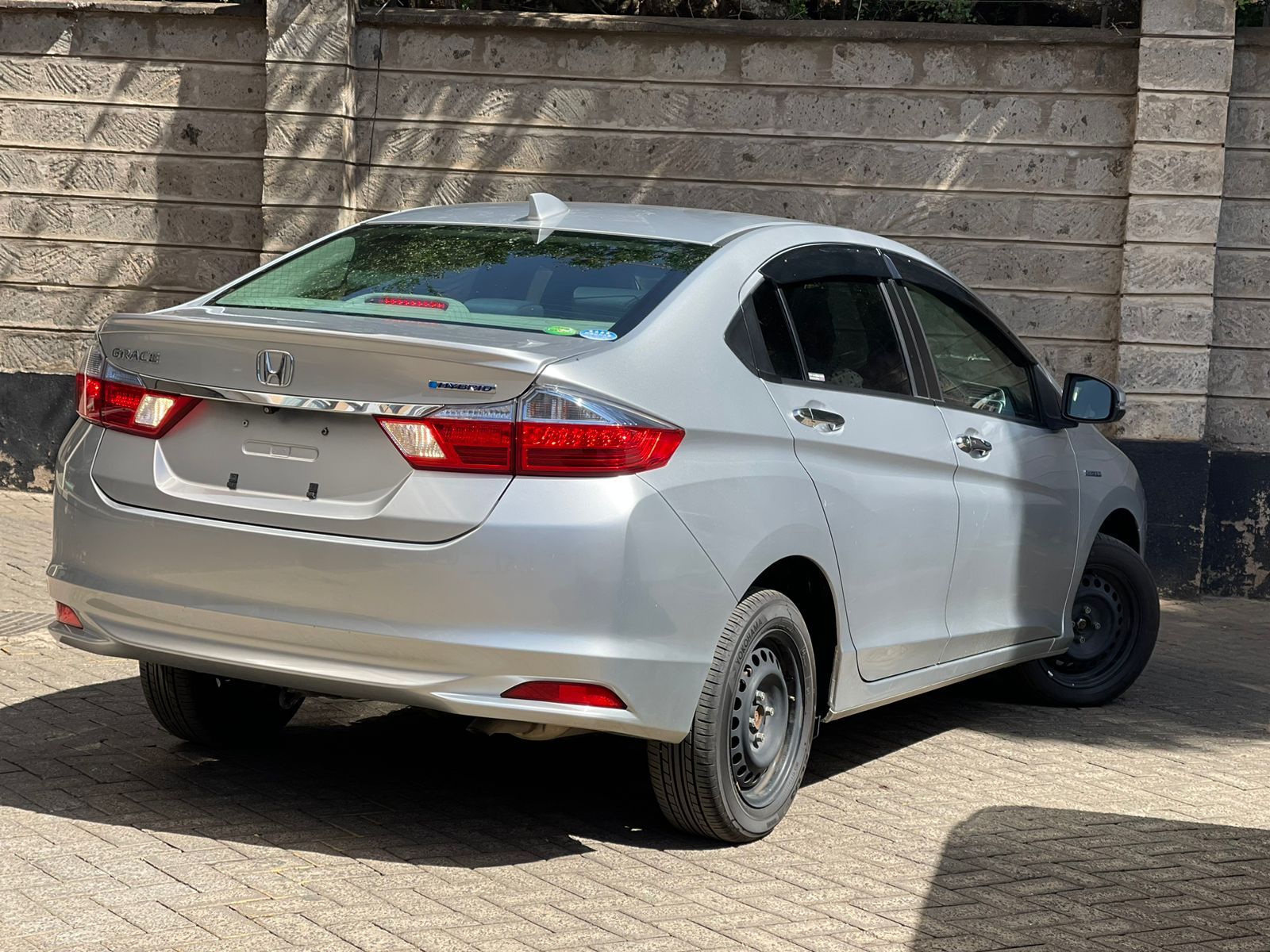 2015 Honda Grace Hybrid