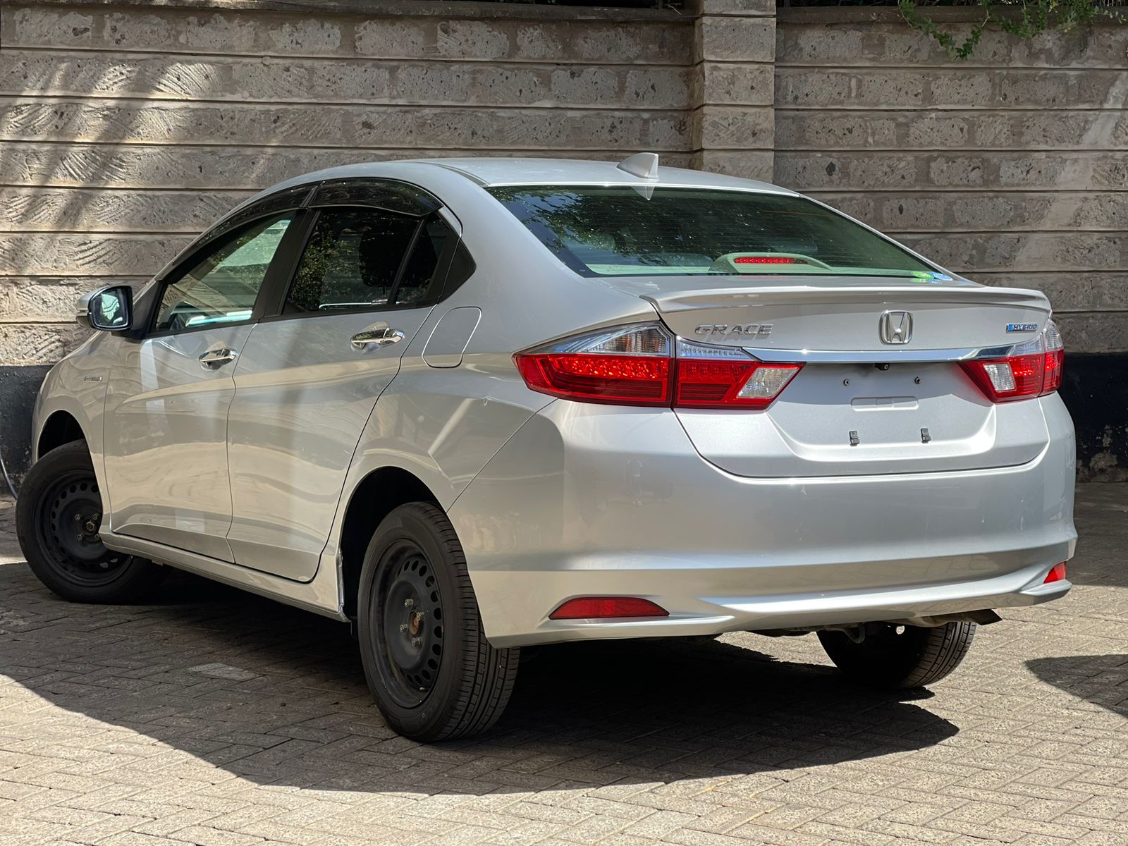 2015 Honda Grace Hybrid