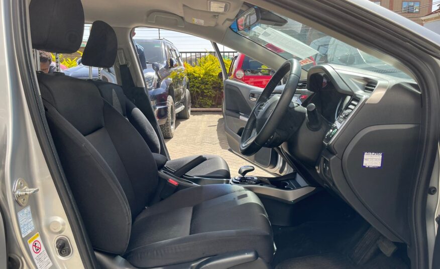 2015 Honda Grace Hybrid