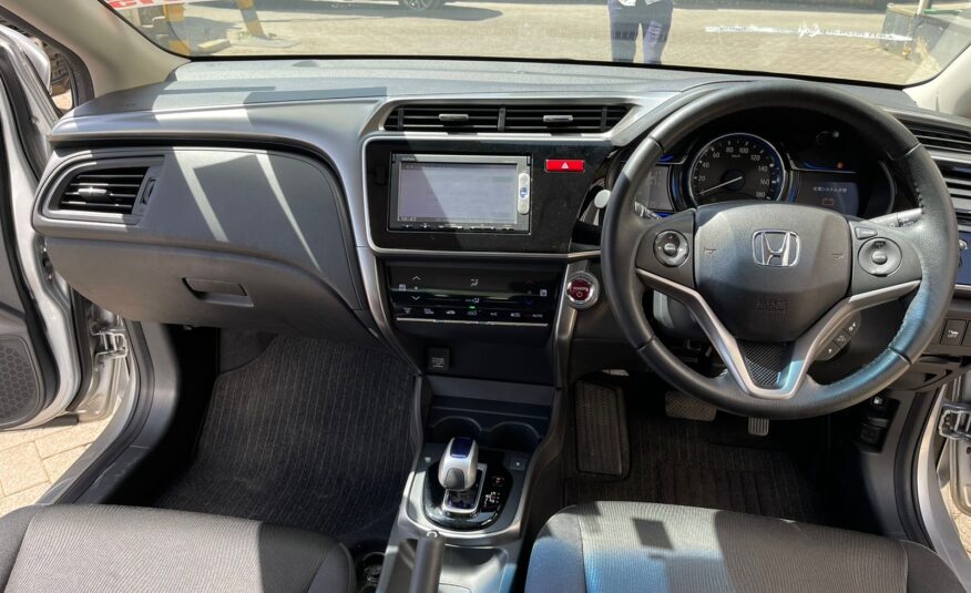 2015 Honda Grace Hybrid