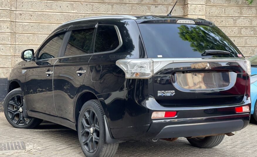 2014 Mitsubishi Outlander Phev