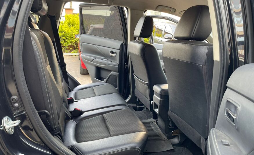 2014 Mitsubishi Outlander Phev