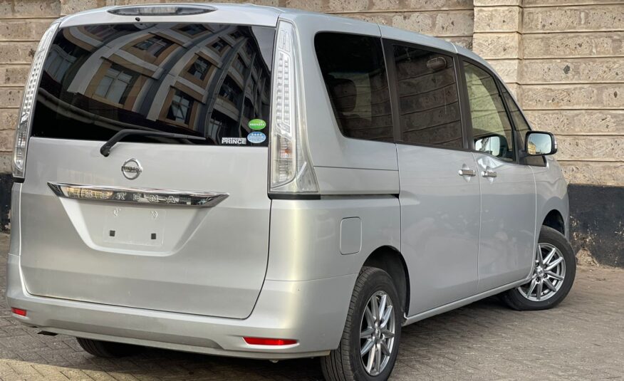 2015 Nissan Serena