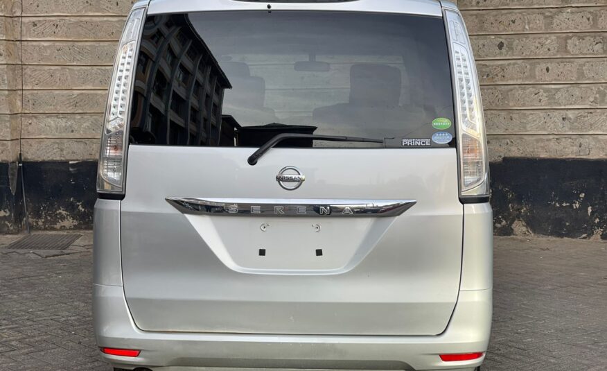 2015 Nissan Serena