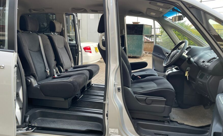 2015 Nissan Serena