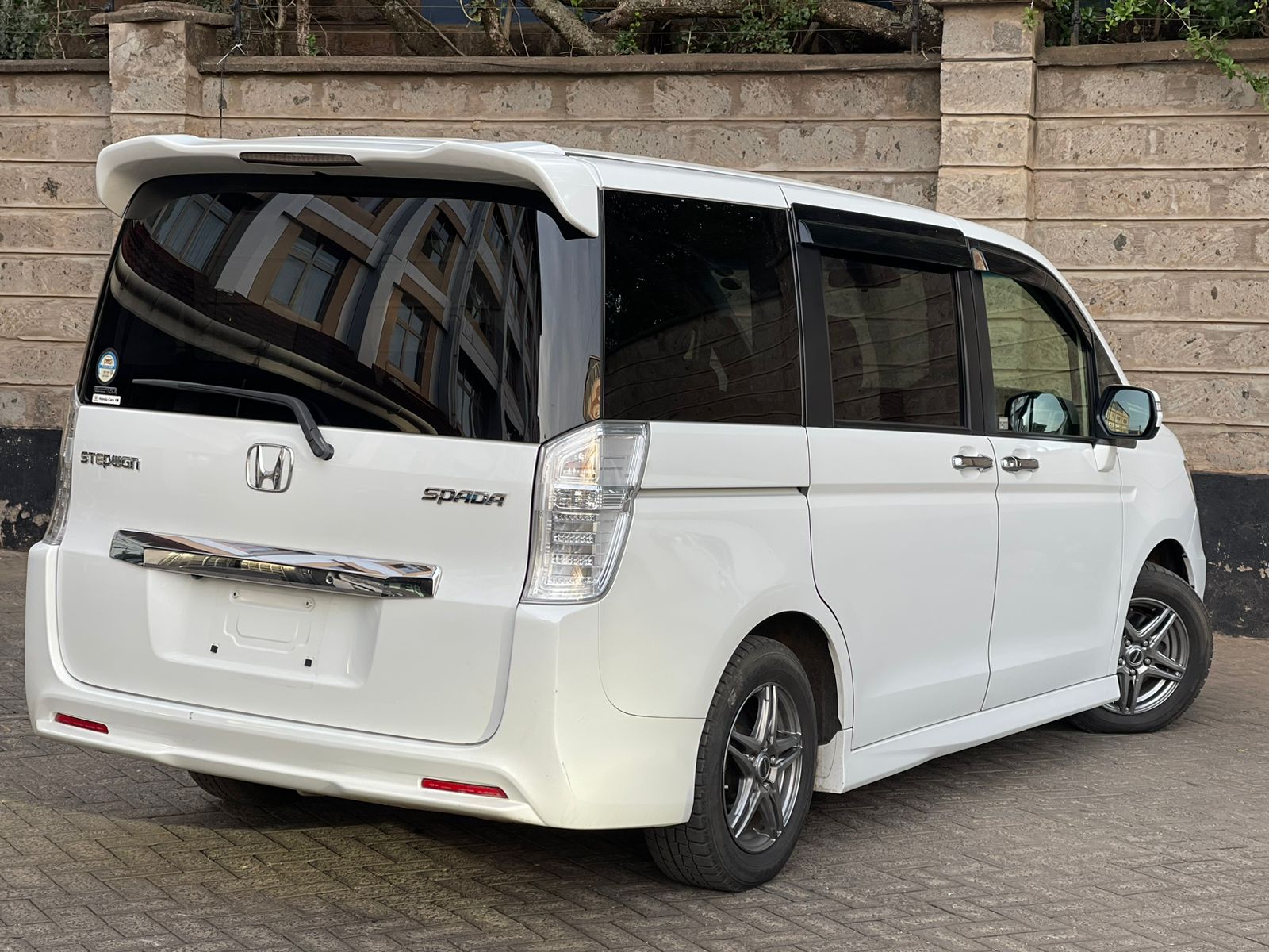 2015 Honda Stepwagon Spada