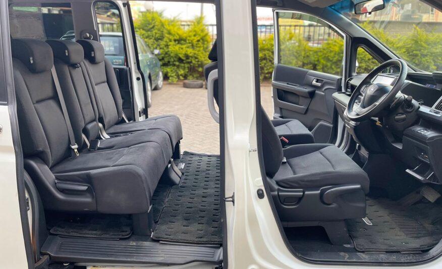 2015 Honda Stepwagon Spada
