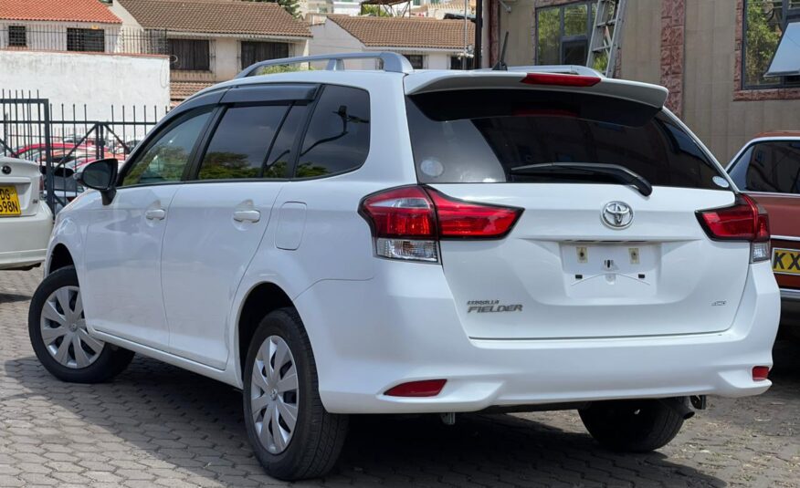 2017 Toyota Fielder